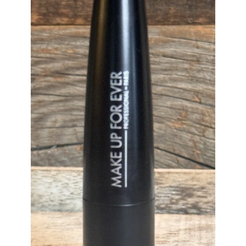 💄 MAKE UP FOR EVER Rouge Artist Lipstick – Shade 402 